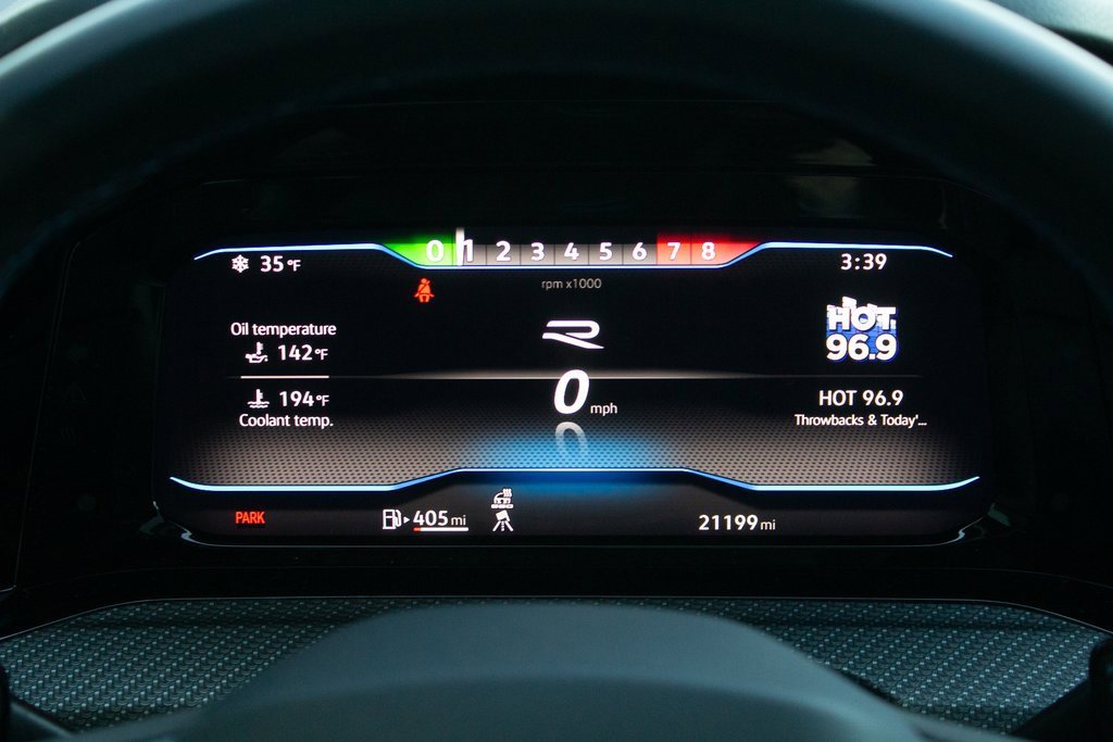 Used 2024 Volkswagen Golf R image 15