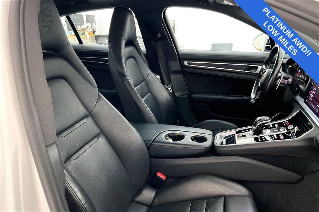 Used 2022 Porsche Panamera Platinum Edition image 11