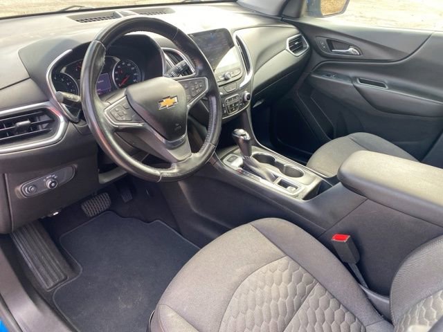 Used 2019 Chevrolet Equinox LT w/ Sun & Navigation Package image 7