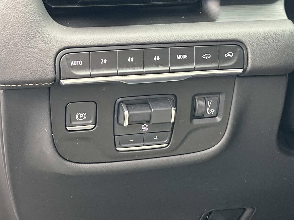 Certified 2023 Cadillac Escalade ESV Sport w/ Touring Package image 29