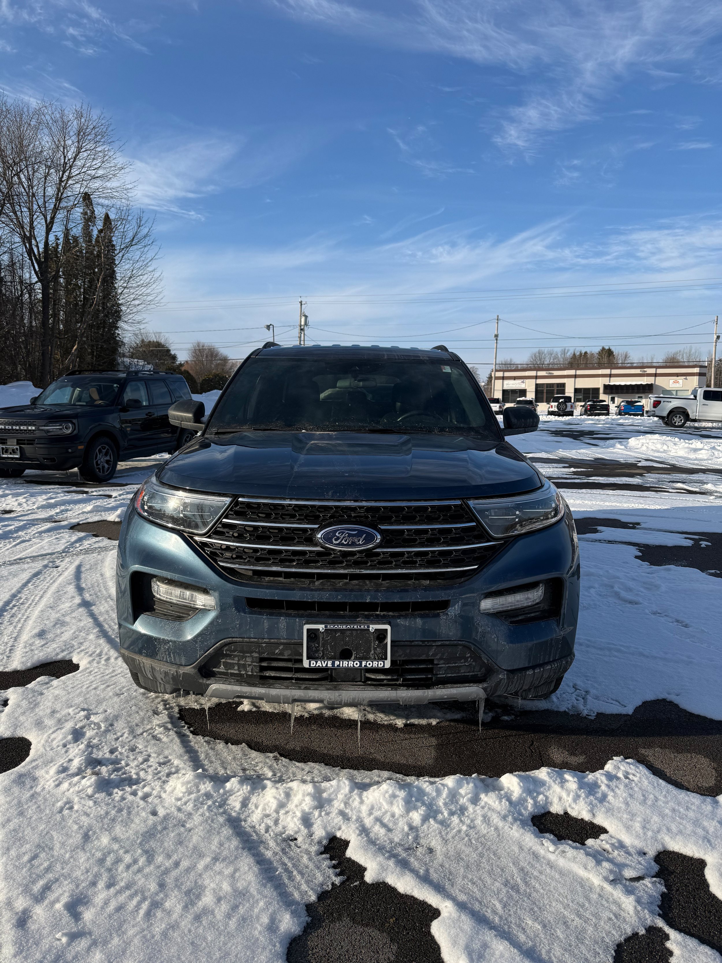 Used 2020 Ford Explorer XLT w/ Equipment Group 202A AWD/4WD video 1