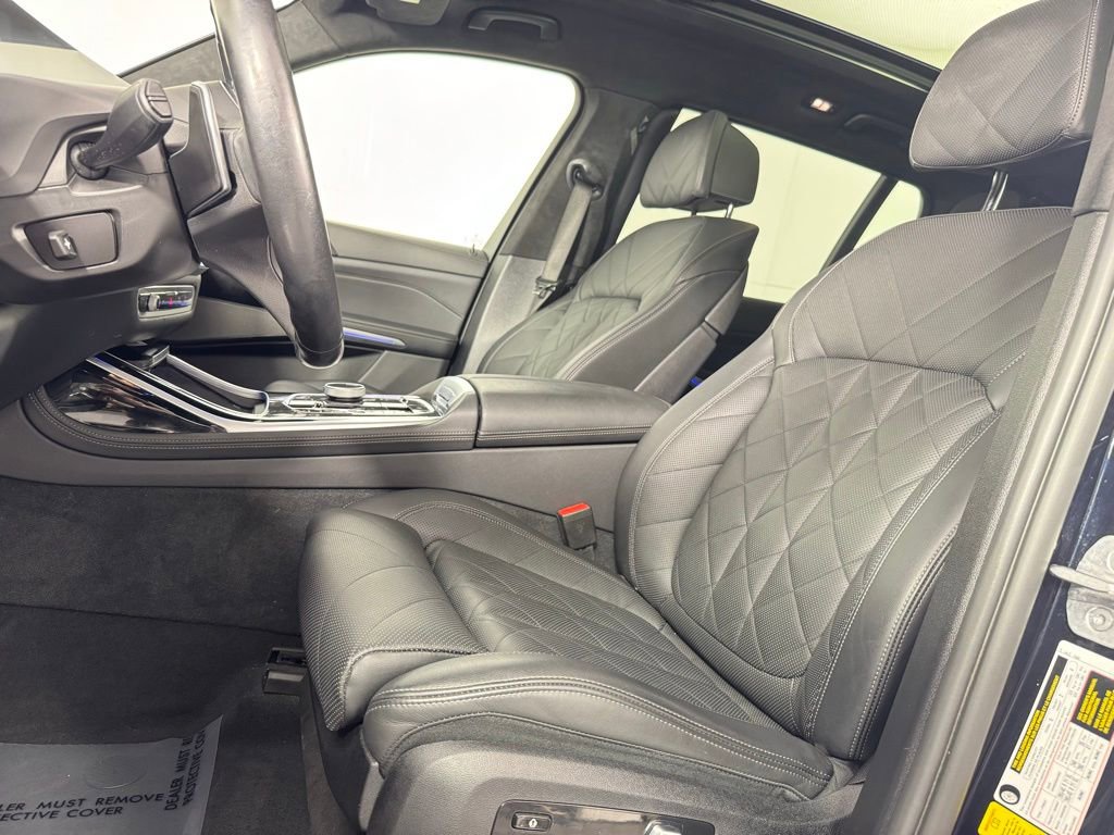 Used 2024 BMW X7 xDrive40i w/ Executive Package image 20