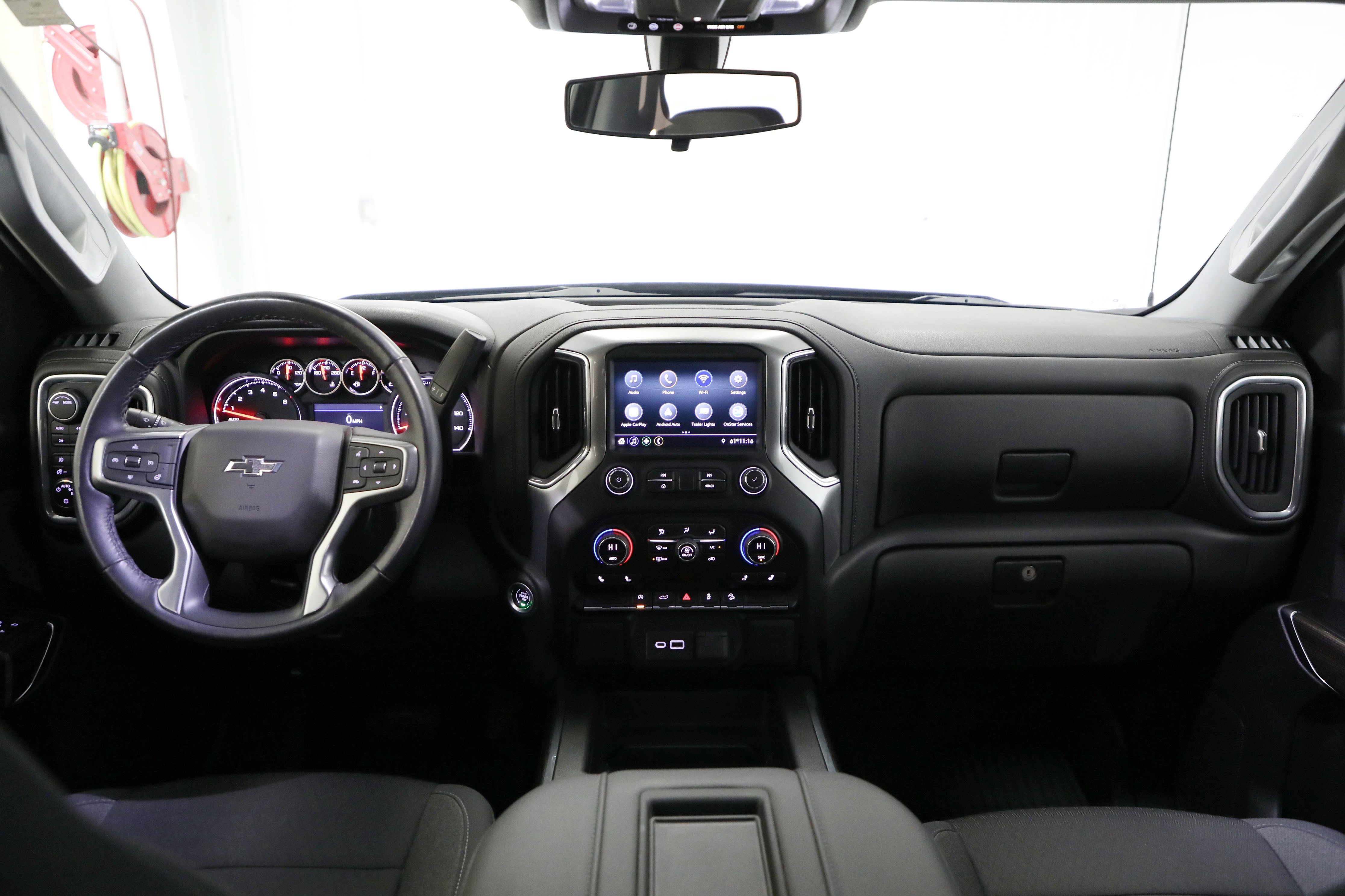 Used 2022 Chevrolet Silverado 1500 RST image 2