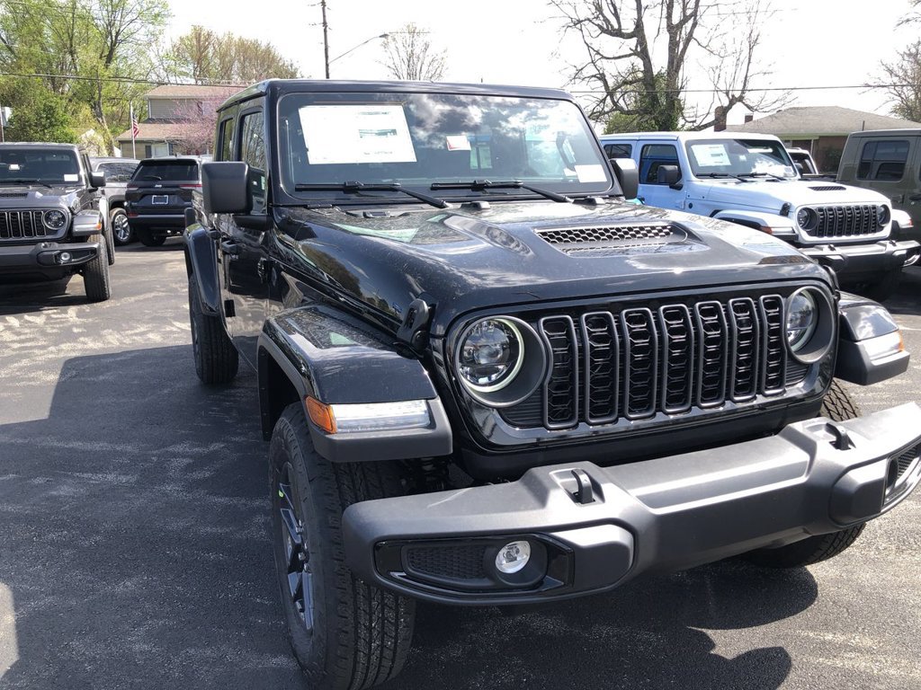 New 2026 Jeep Gladiator Sport AWD/4WD image 7
