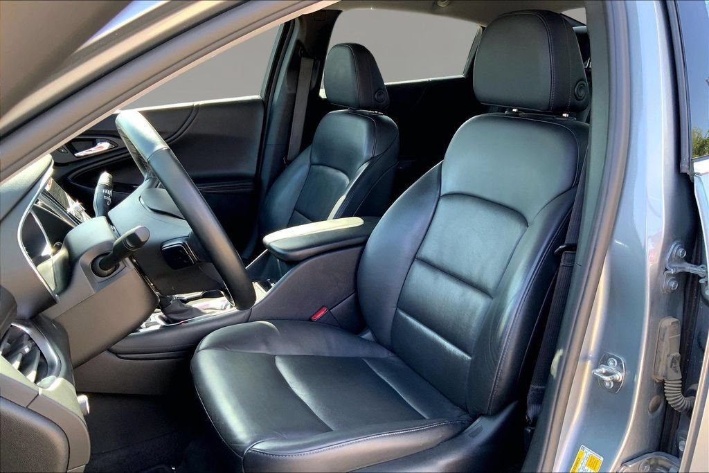Used 2023 Chevrolet Malibu LT FWD image 24