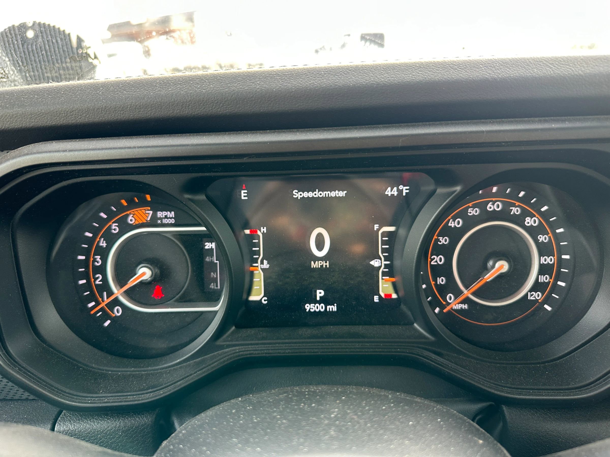 Used 2024 Jeep Wrangler Unlimited Rubicon w/ Dual Top Group image 17