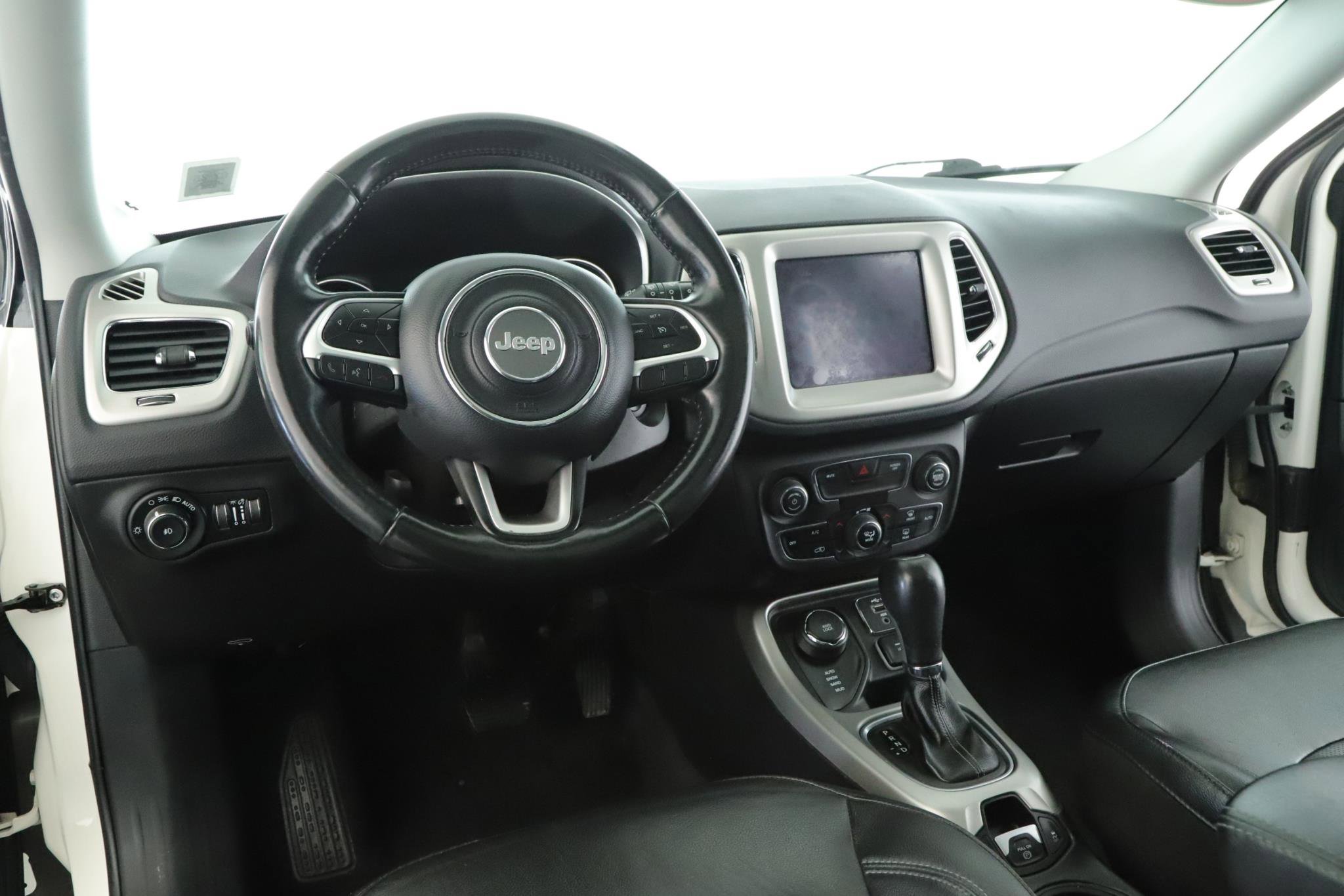 Used 2019 Jeep Compass High Altitude image 2
