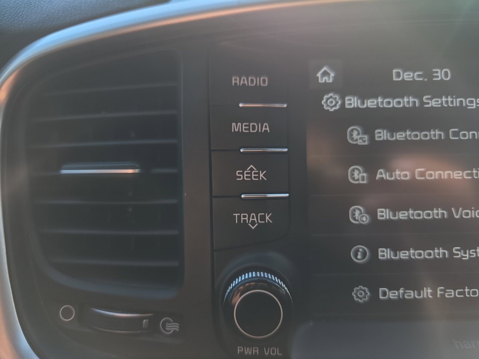 Used 2019 Kia Sorento SX w/ SX Touring Package image 15