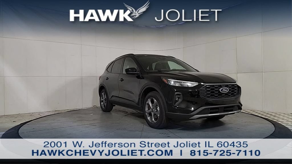 Used 2025 Ford Escape ST-Line Select AWD/4WD image 2