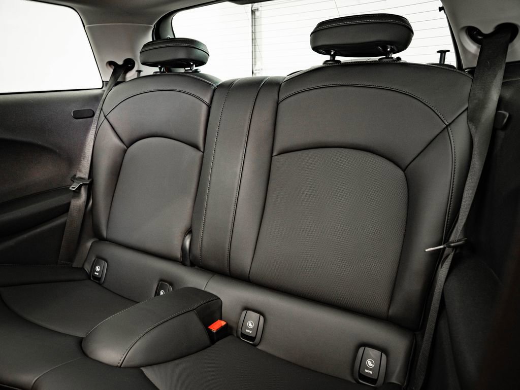 Used 2019 MINI Cooper 2-Door Hardtop FWD image 42