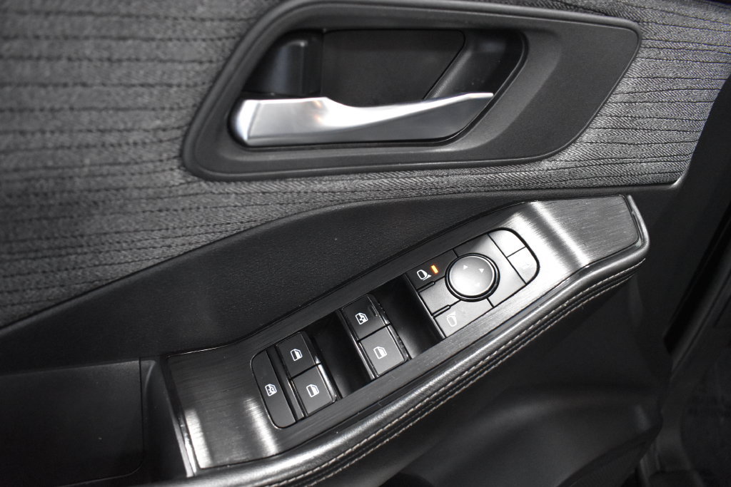 Certified 2023 Nissan Rogue SV AWD/4WD image 16