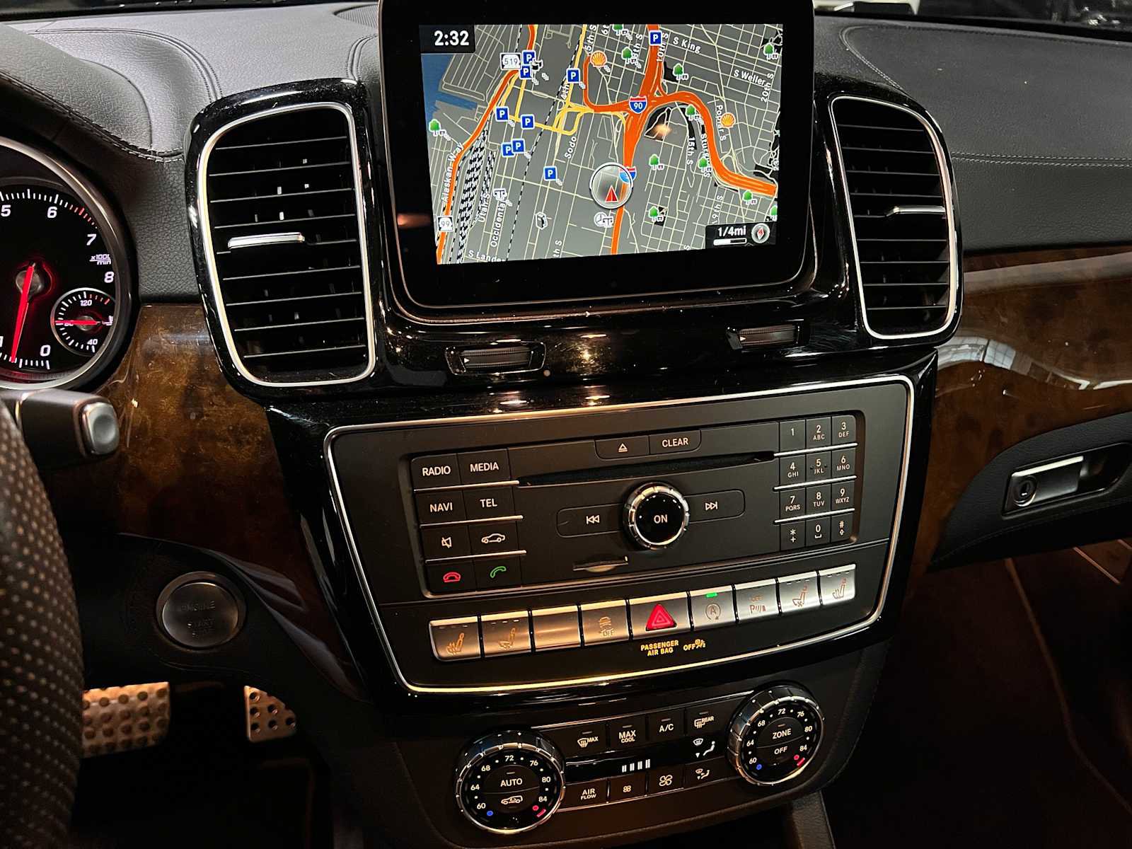 Used 2016 Mercedes-Benz GLE 400 4MATIC image 33