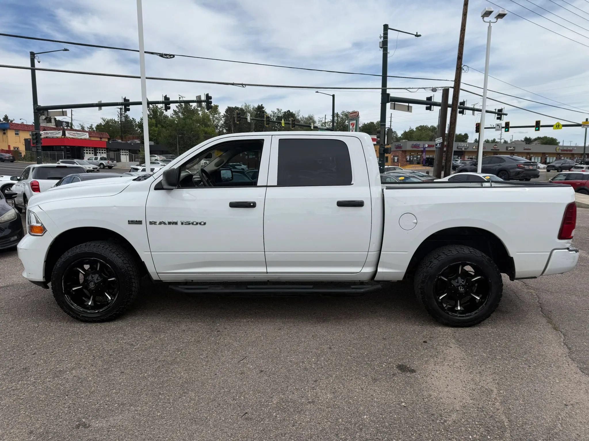 Used 2012 RAM 1500 ST AWD/4WD image 5