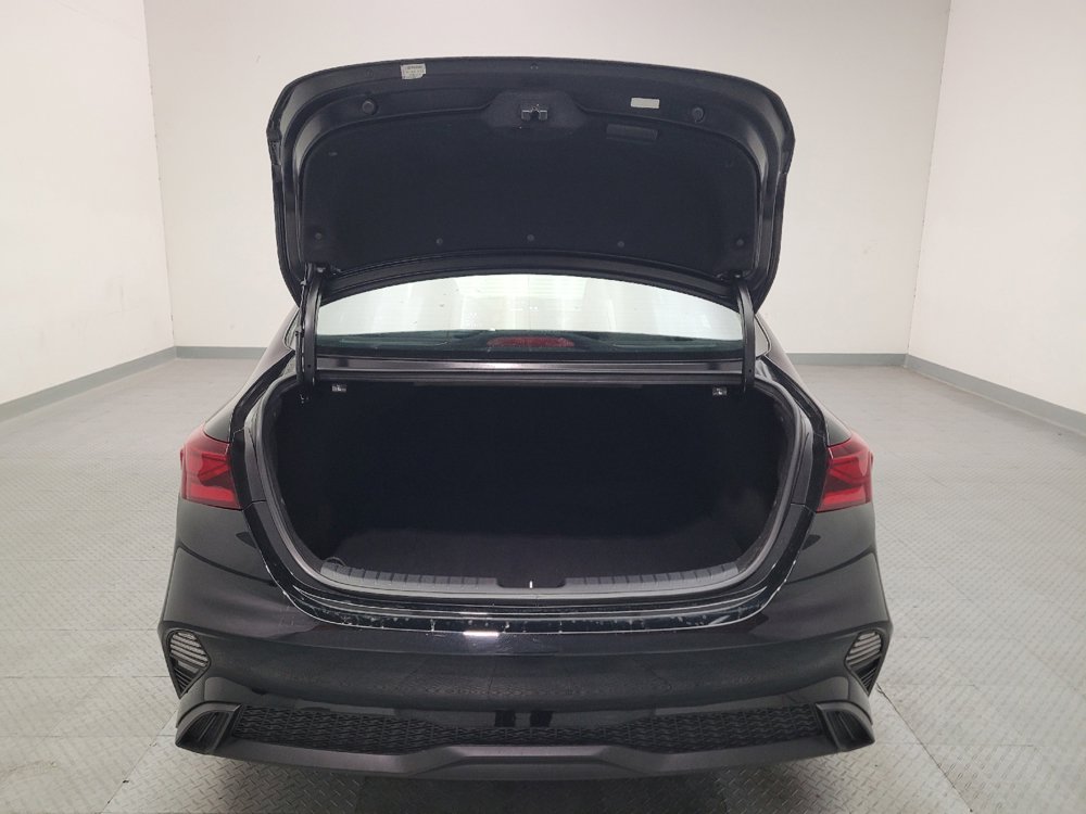 Used 2022 Kia Forte LXS FWD image 29