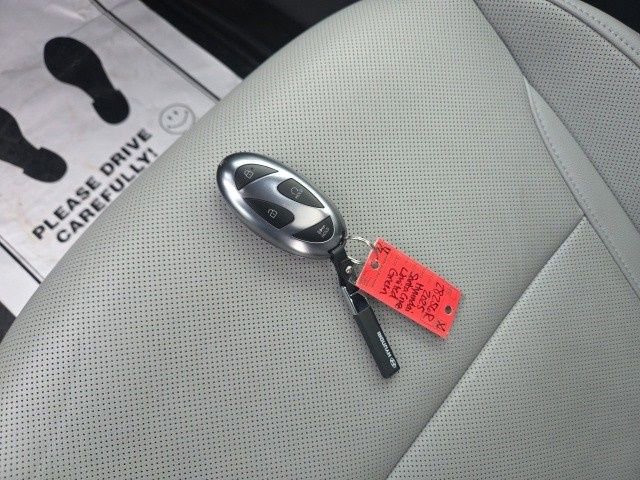 Used 2025 Hyundai Santa Cruz Limited image 47