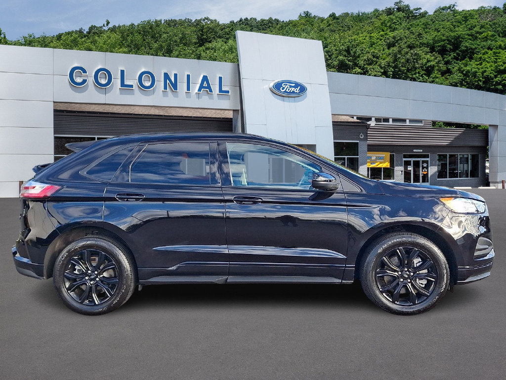 Certified 2024 Ford Edge SE w/ Black Appearance Package AWD/4WD image 7