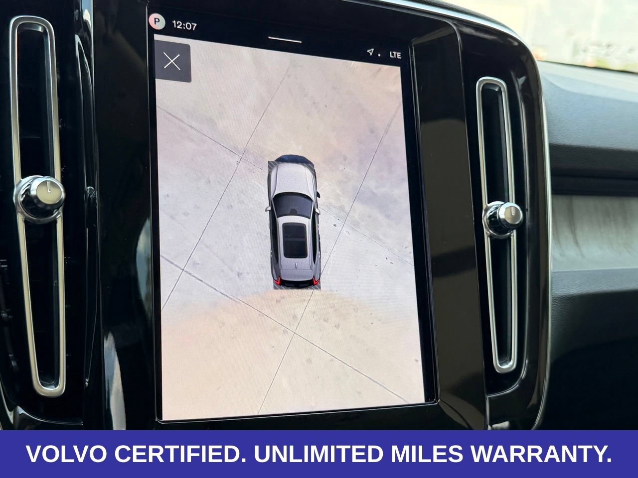 Certified 2026 Volvo XC40 B5 Plus AWD/4WD image 20