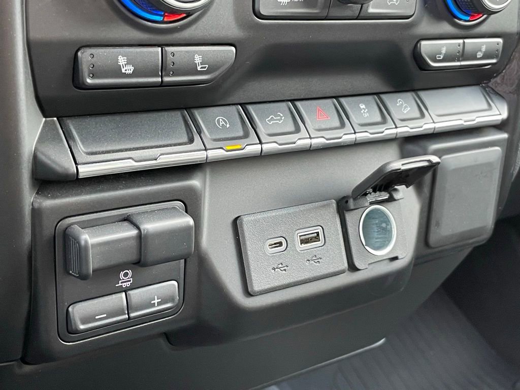 Used 2021 Chevrolet Silverado 1500 RST AWD/4WD image 19