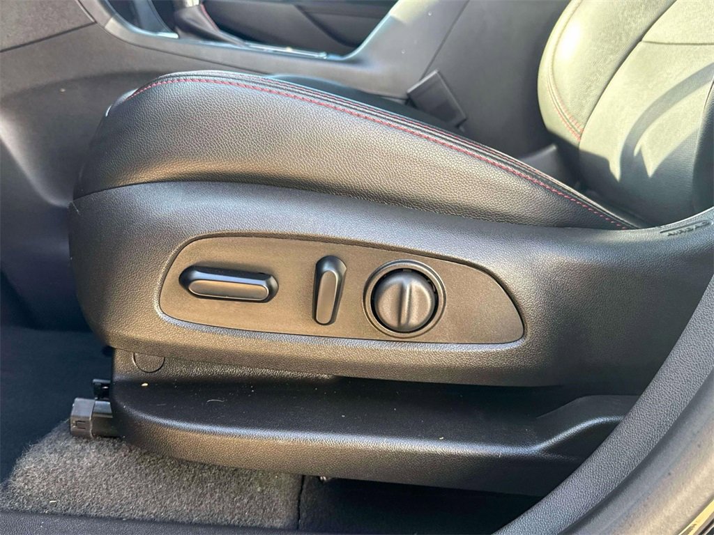 Used 2024 Chevrolet Equinox RS w/ RS Leather Package image 11