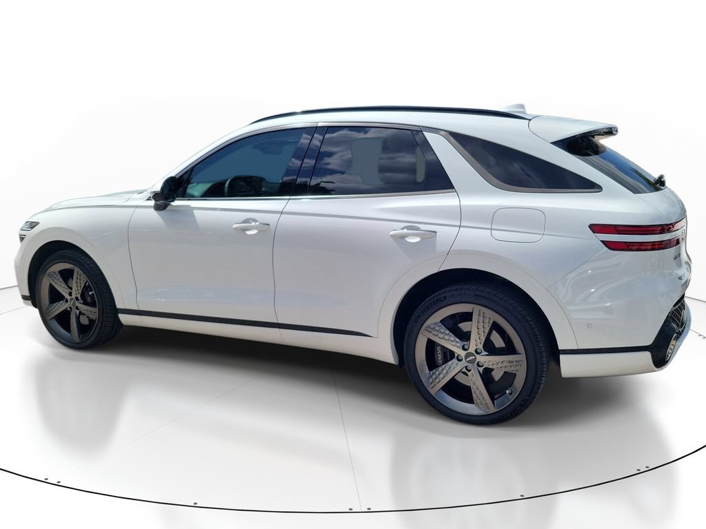 Certified 2024 Genesis GV70 3.5T Sport w/ Sport Prestige Package AWD/4WD image 4