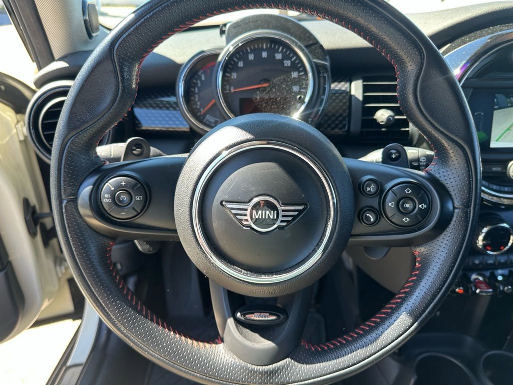 Used 2019 MINI Cooper S image 26