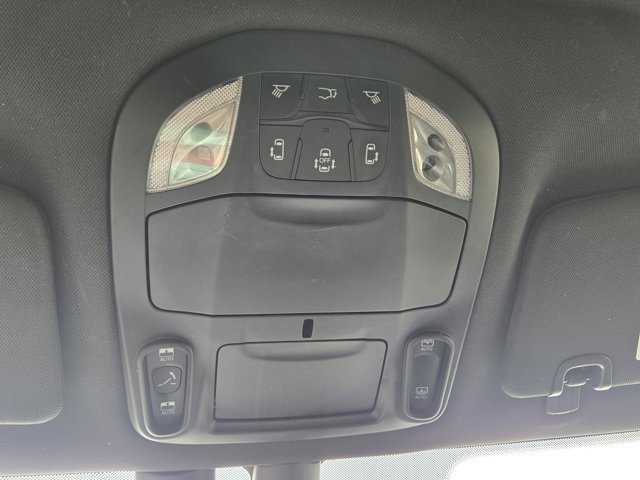 Used 2020 Chrysler Pacifica Limited w/ Advanced Safetytec Group image 35