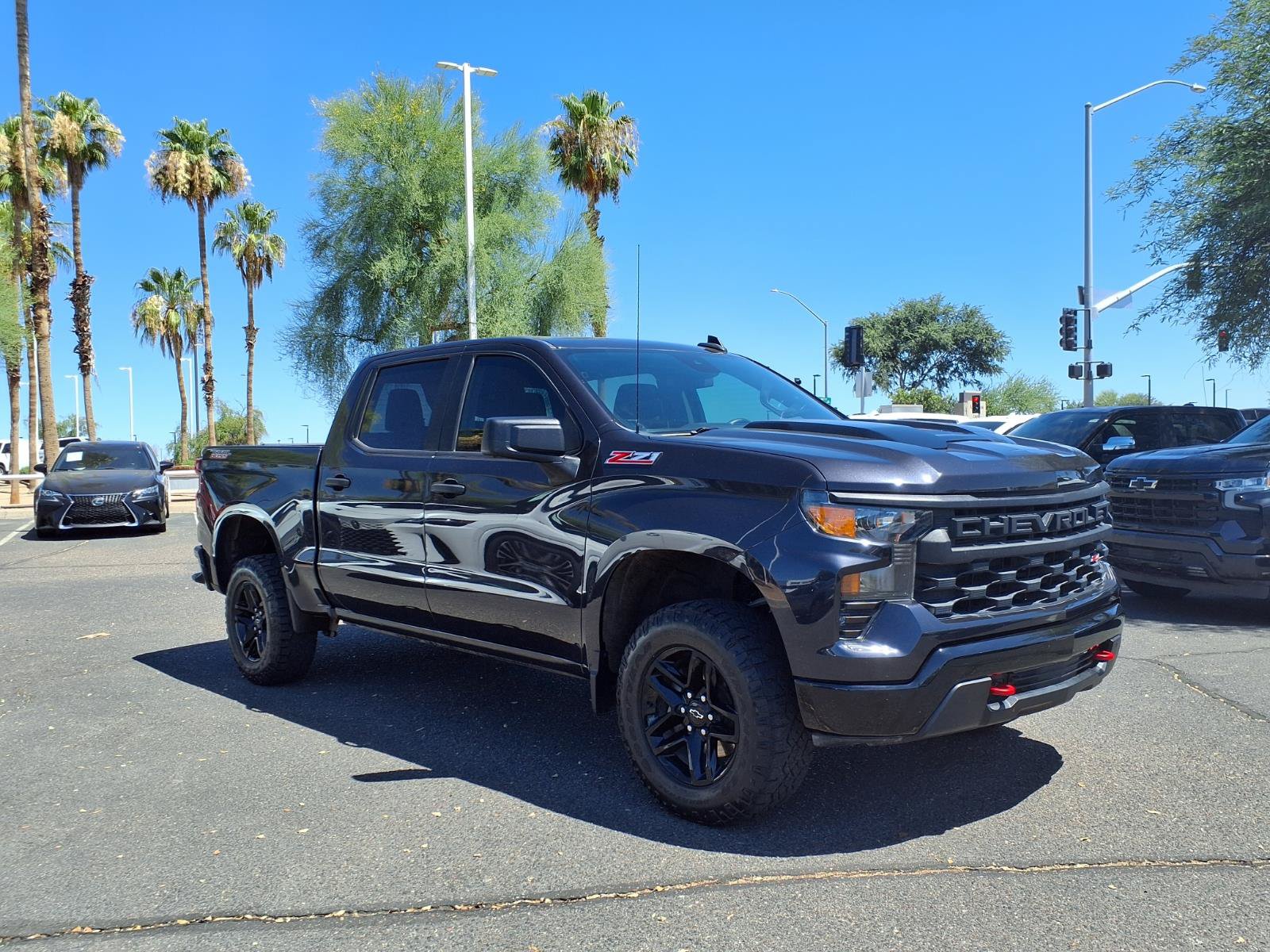 Used 2022 Chevrolet Silverado 1500 Custom Trail Boss AWD/4WD image 3