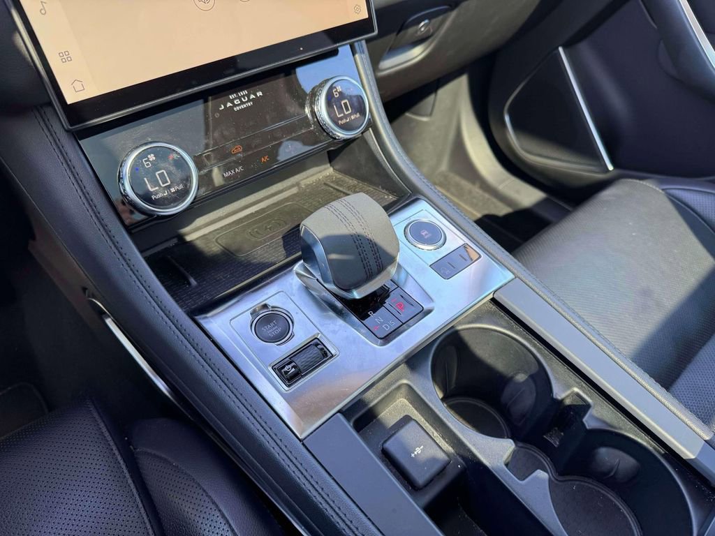 Used 2021 Jaguar F-PACE S AWD/4WD image 33