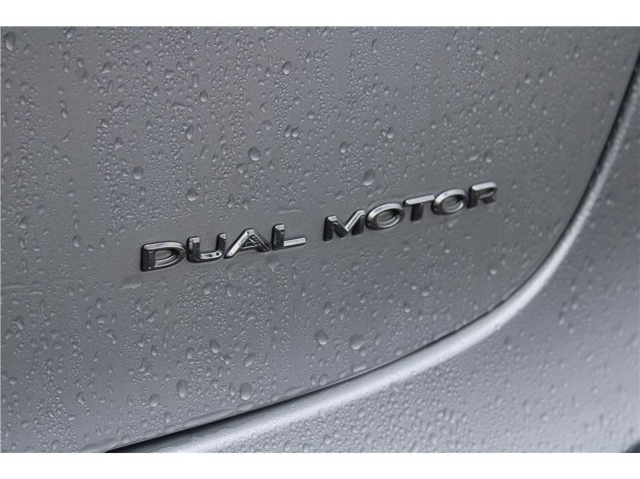 Used 2018 Tesla Model 3 Long Range image 24