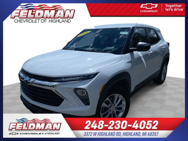 Used 2025 Chevrolet TrailBlazer LS w/ LS Convenience Package AWD/4WD image 1