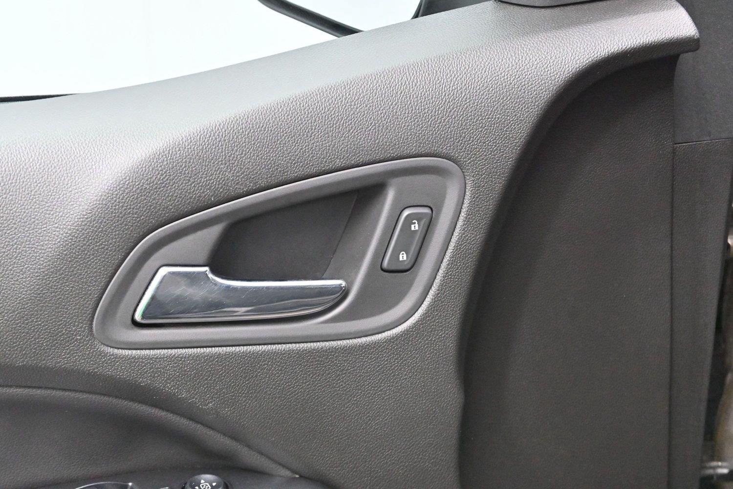 Used 2015 Chevrolet Colorado LT w/ LT Convenience Package AWD/4WD image 15