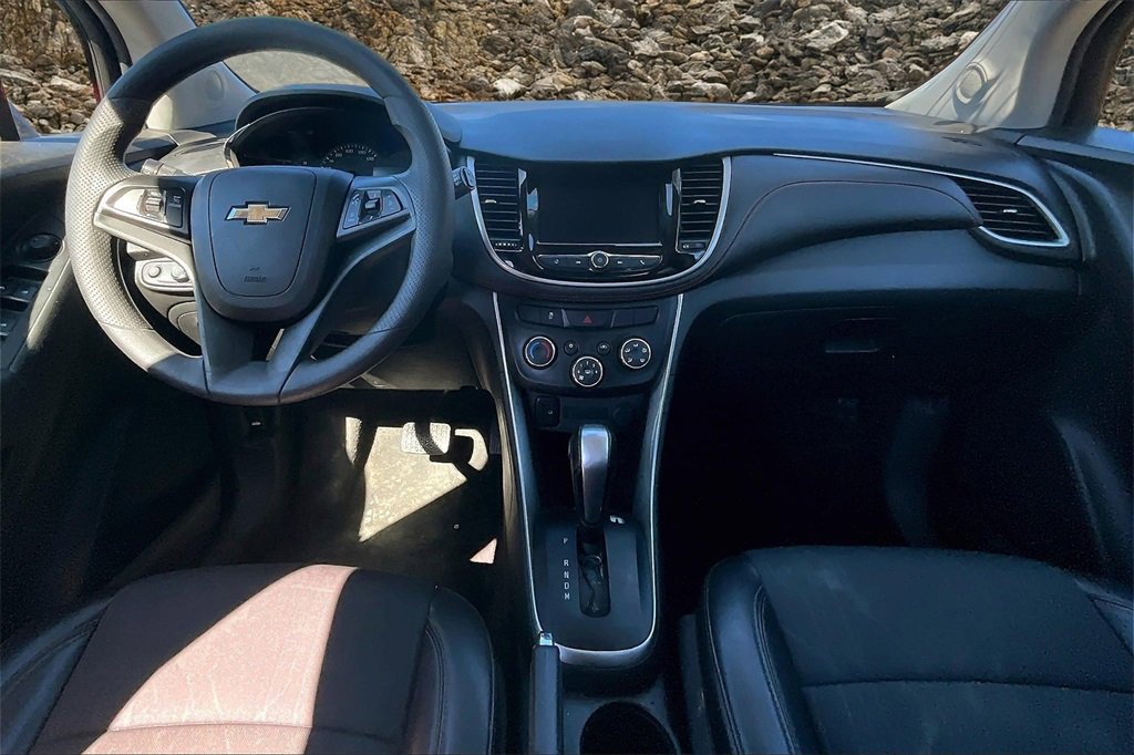 Used 2022 Chevrolet Trax LT image 13