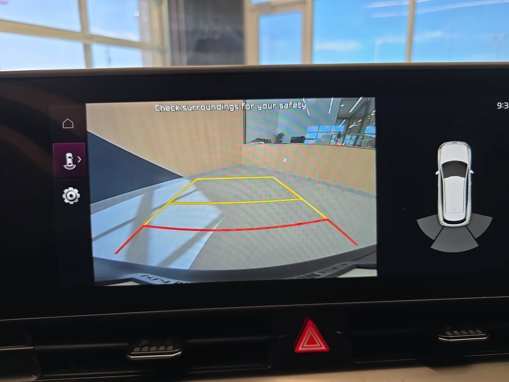 Certified 2025 Kia Sportage EX image 28