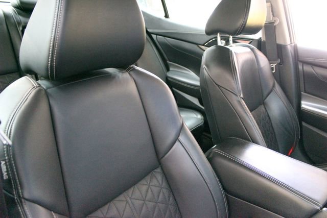 Used 2016 Nissan Maxima Platinum FWD image 11