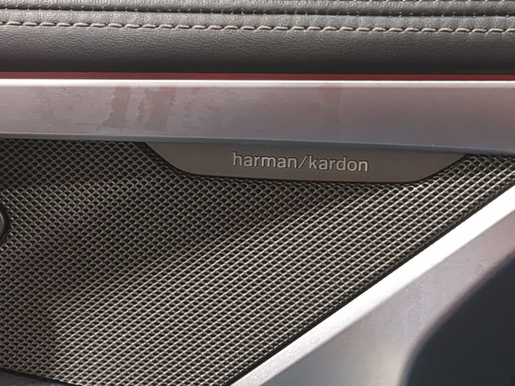 Used 2019 BMW M850i xDrive Coupe w/ Comfort Seating Package image 34