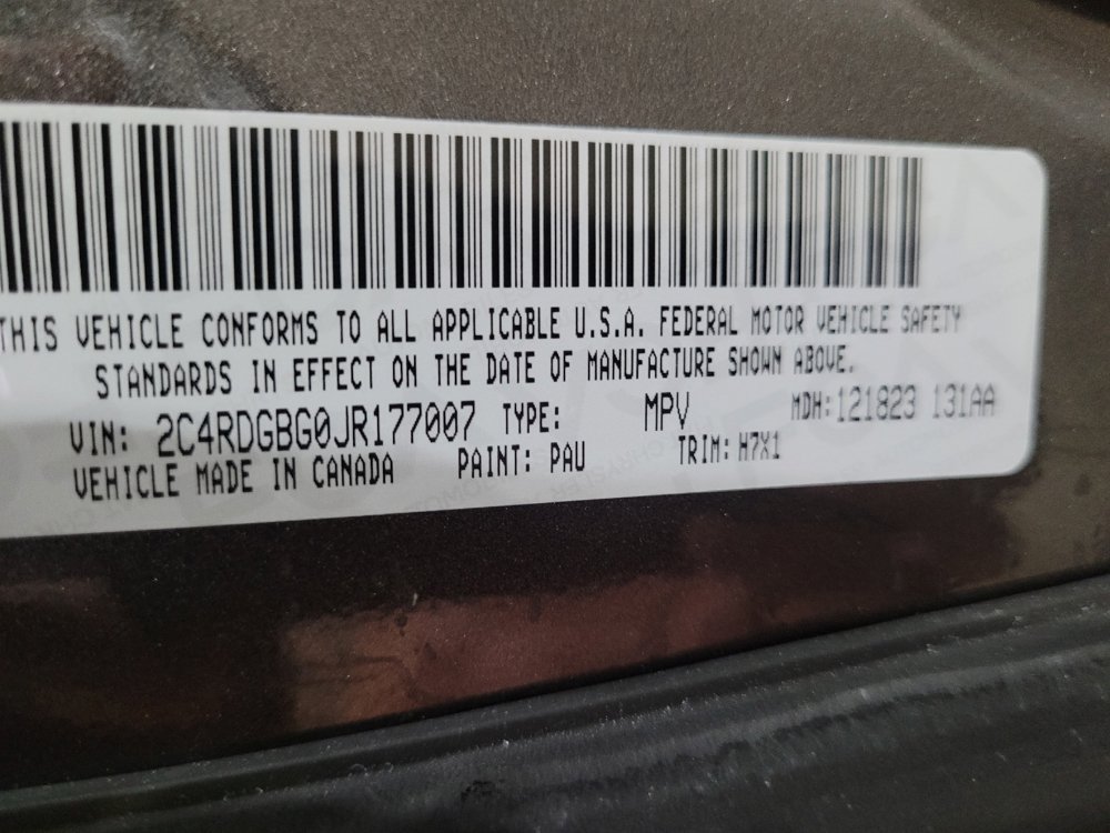 Used 2018 Dodge Grand Caravan SE FWD image 33