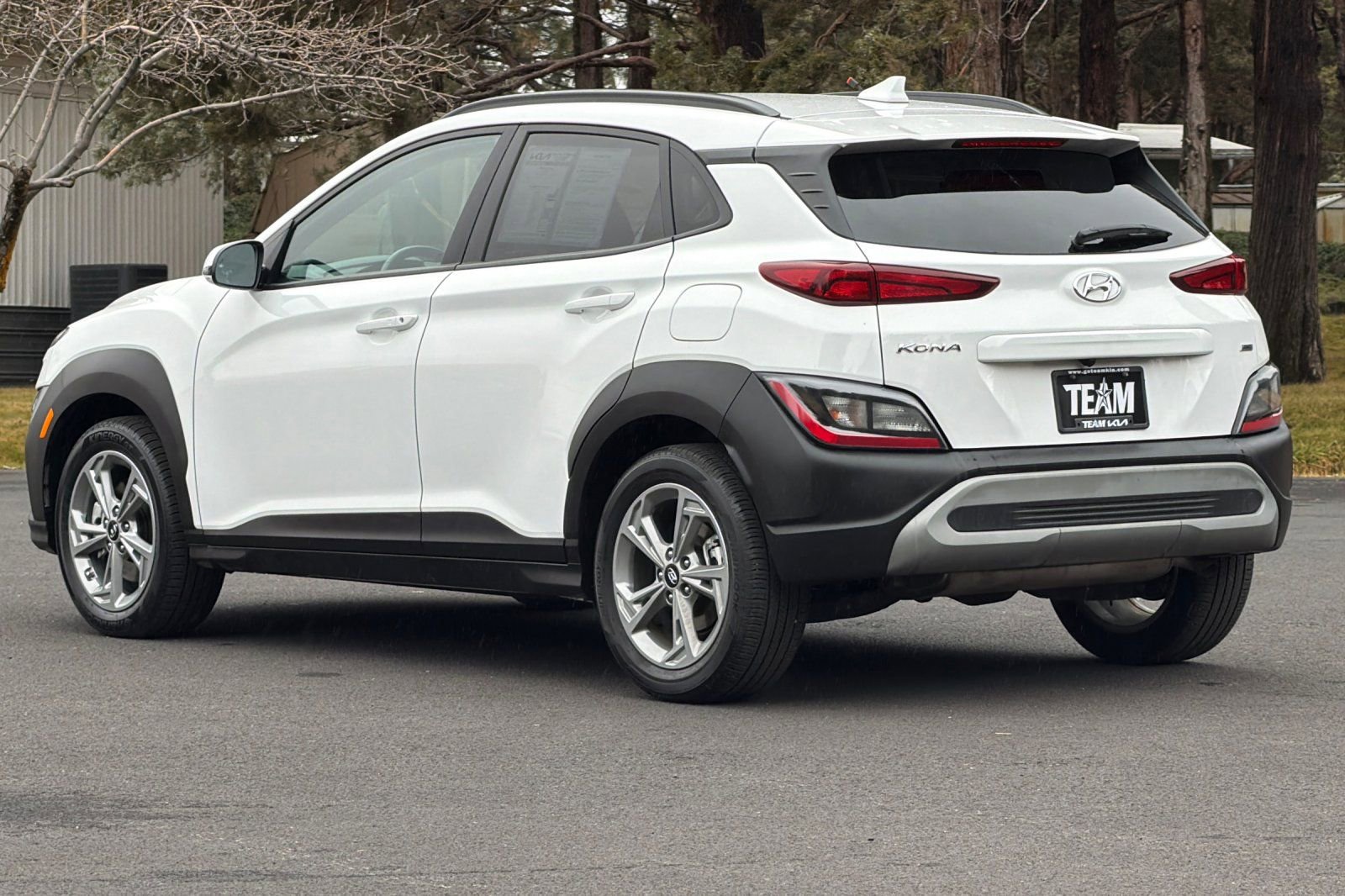 Used 2023 Hyundai Kona SEL w/ Convenience Package image 6