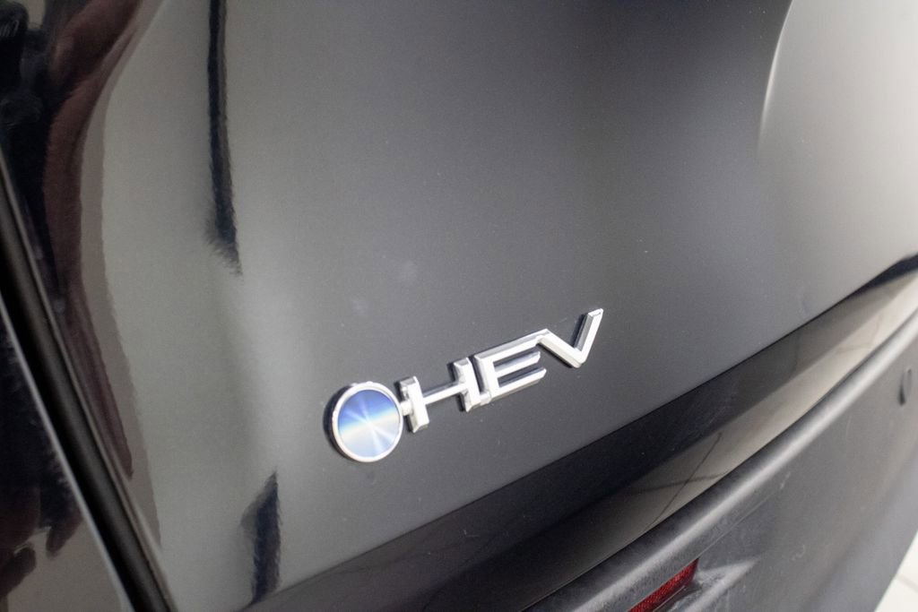 Used 2025 Toyota Sienna XLE image 10