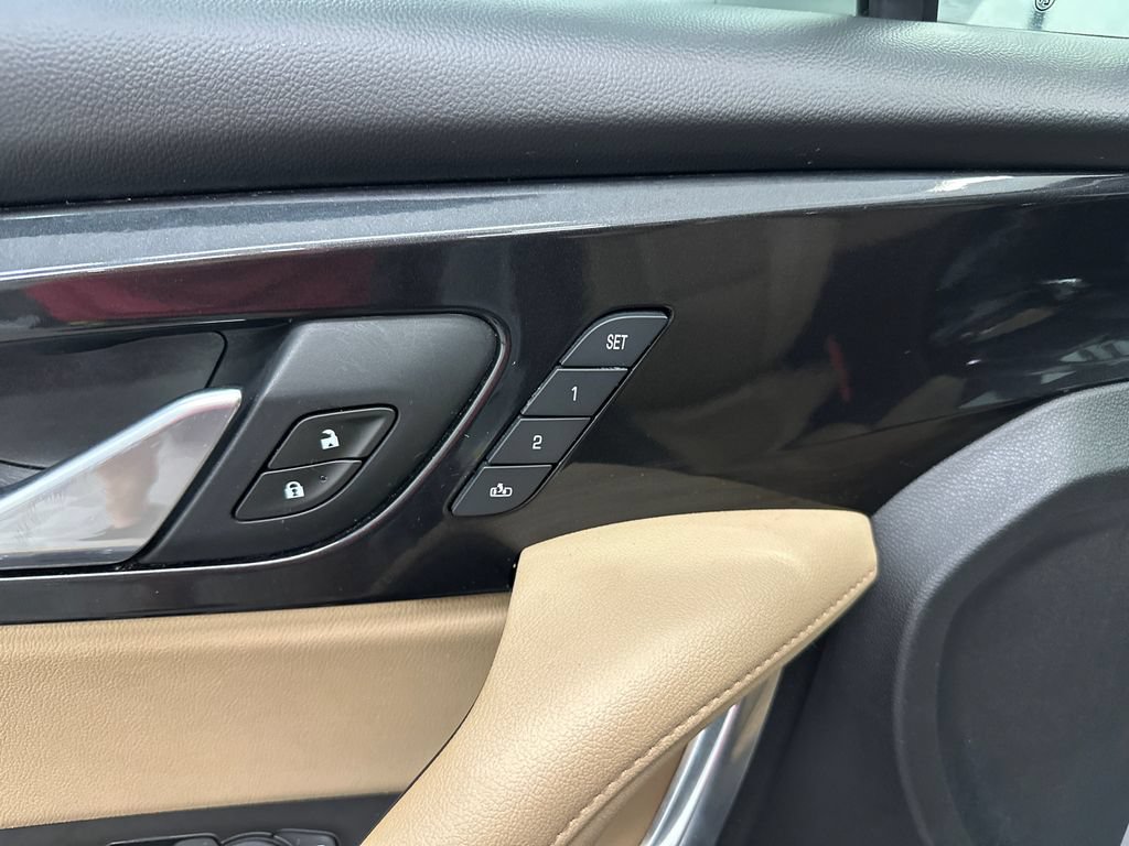 Used 2020 Chevrolet Blazer Premier FWD image 12