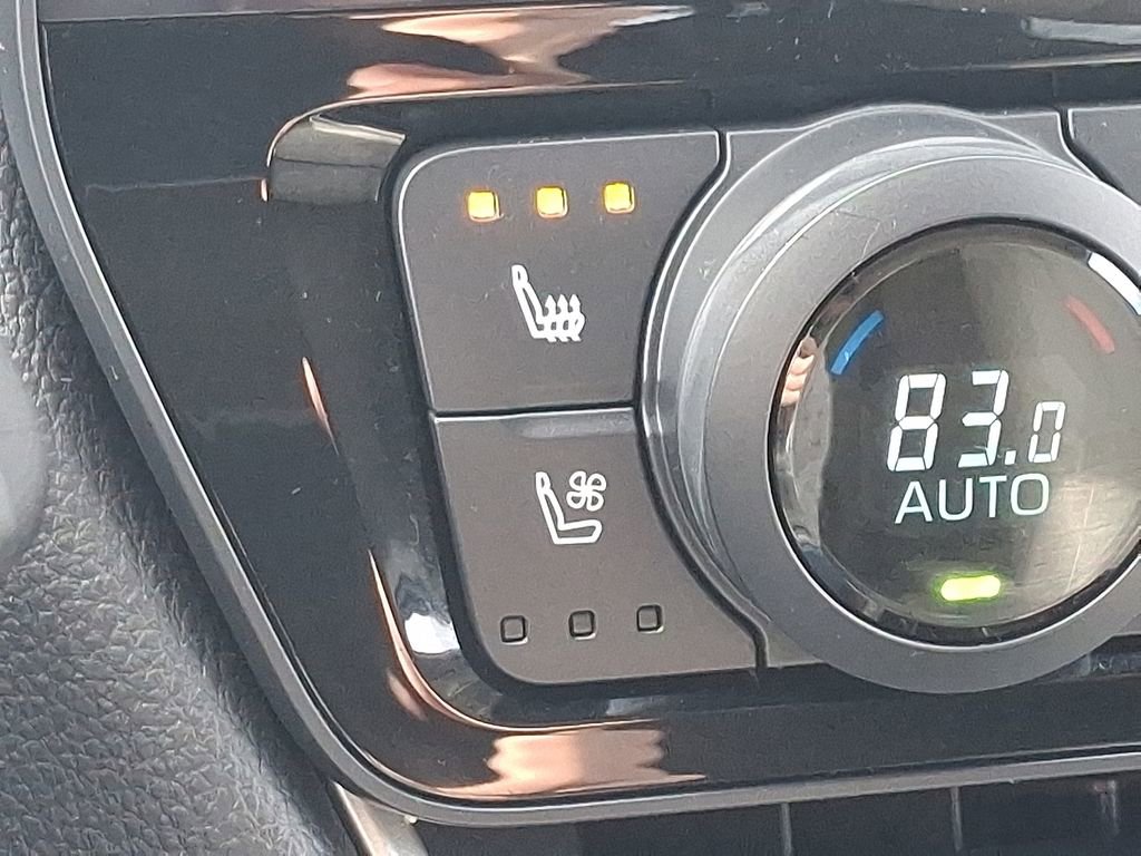 Used 2024 Toyota Grand Highlander XLE image 19