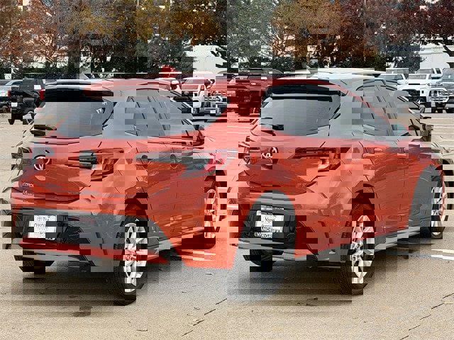 Used 2025 Toyota Corolla SE image 4