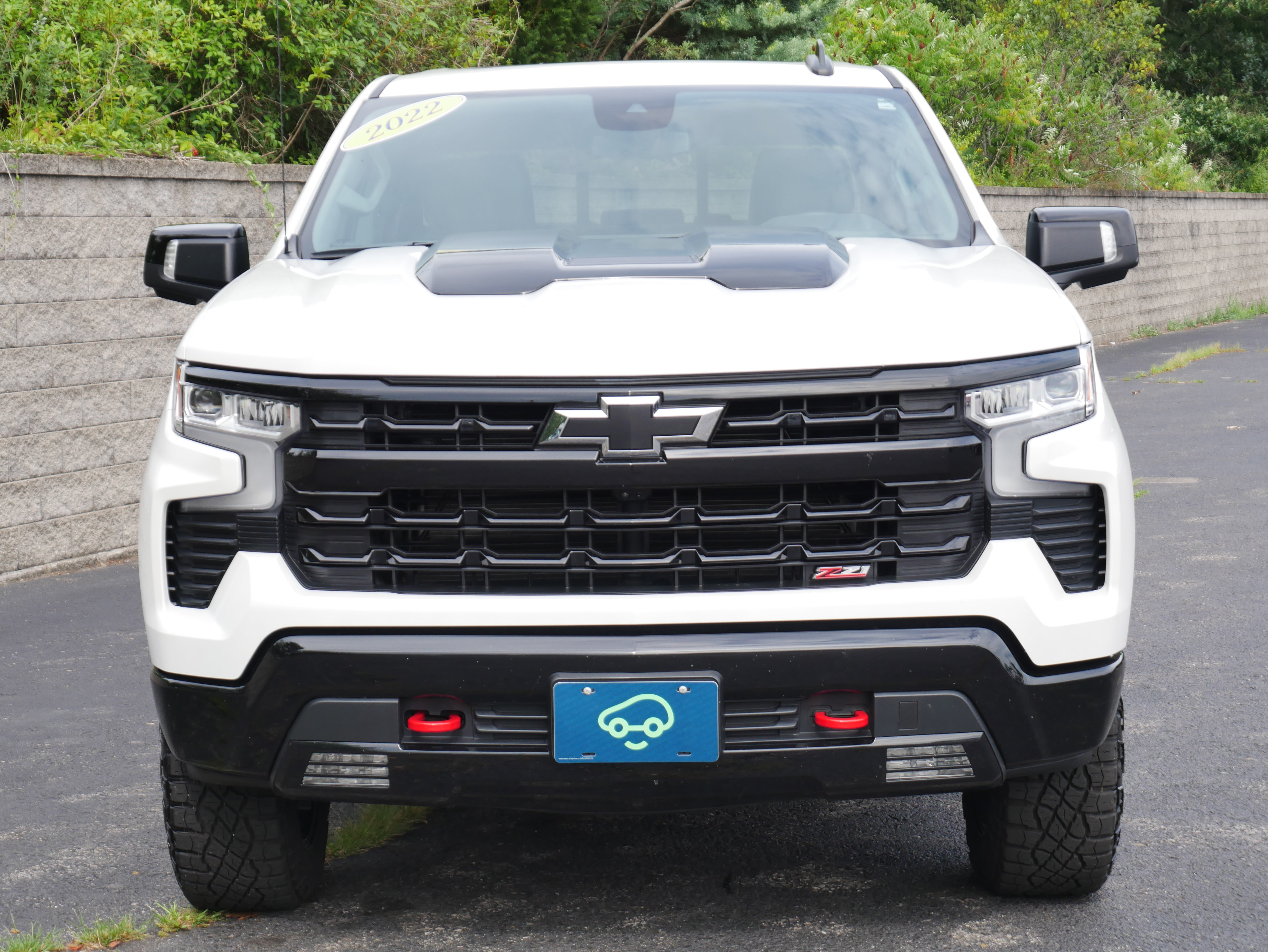 Certified 2022 Chevrolet Silverado 1500 LT Trail Boss w/ LT Trail Boss Premium Package AWD/4WD image 2