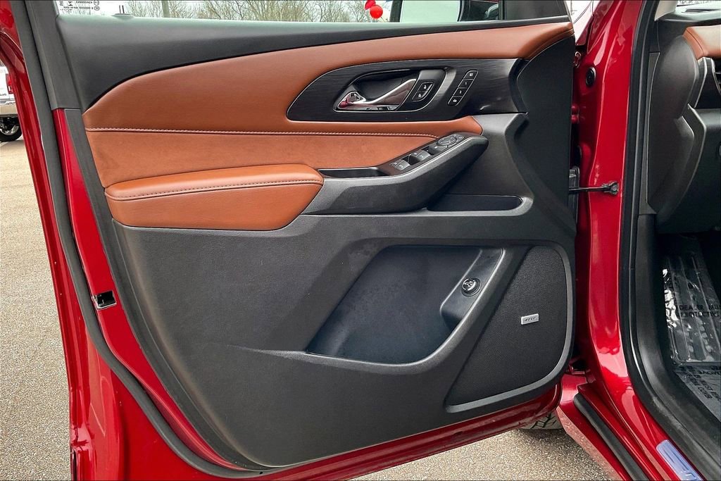 Used 2020 Chevrolet Traverse High Country w/ LPO, Floor Liner Package image 23