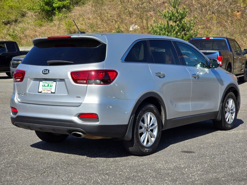 Used 2019 Kia Sorento L FWD image 15