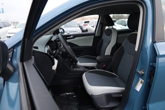 New 2026 Volkswagen Taos S image 8