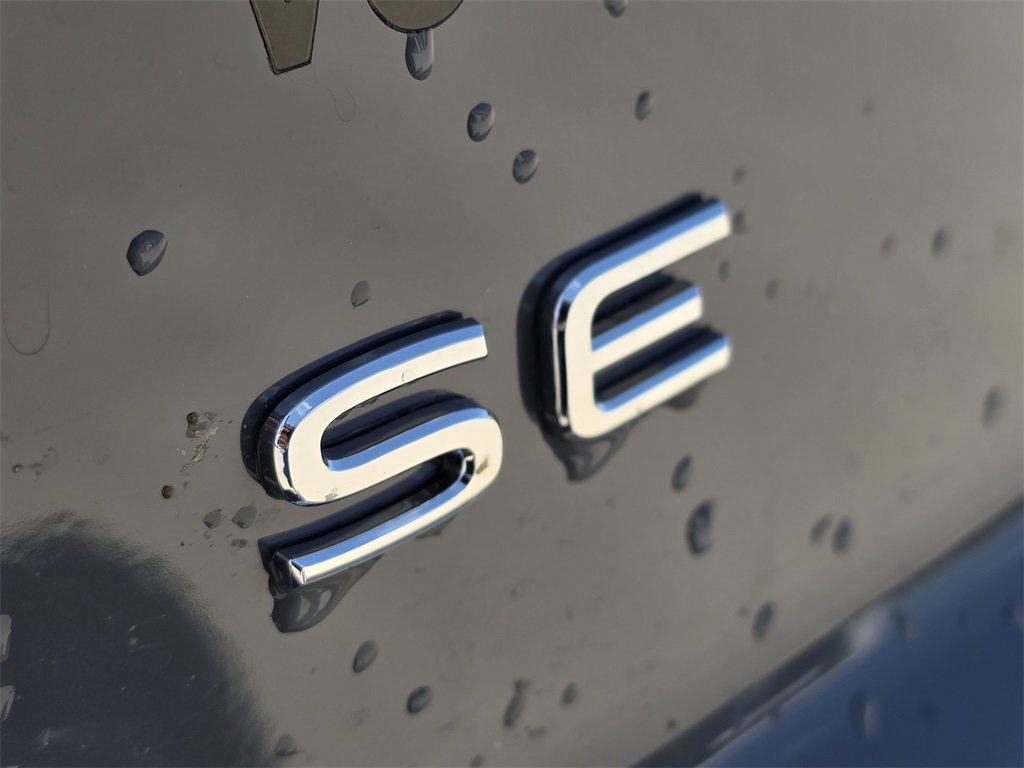 New 2026 Volkswagen Atlas Cross Sport SE image 7