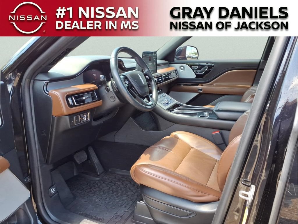 Used 2021 Lincoln Aviator Reserve w/ Equipment Group 201A RWD image 24