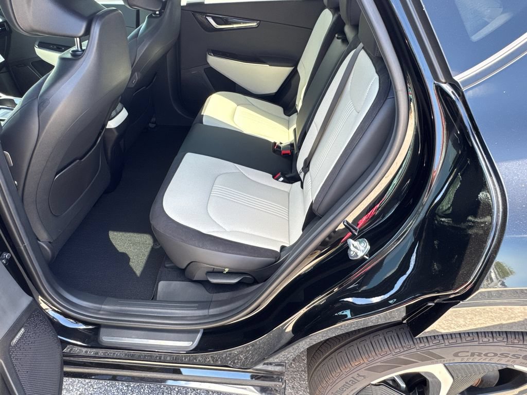 New 2024 Kia EV6 GT-Line w/ GT-Line White Seat Package AWD/4WD image 21