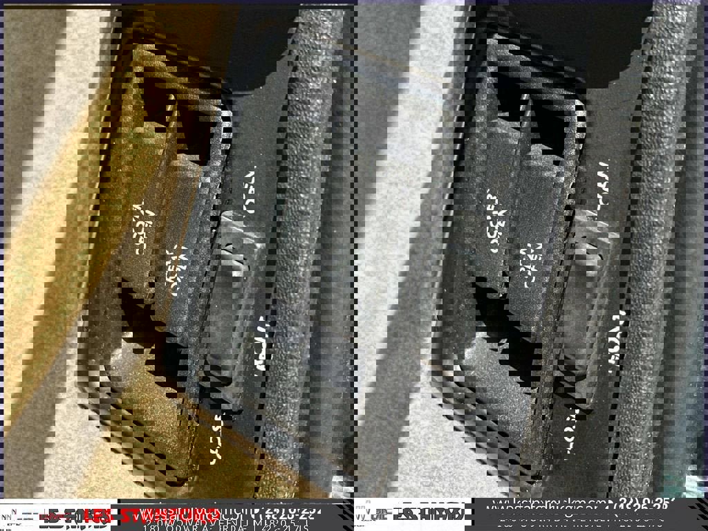 Used 1993 Cadillac Allante image 14