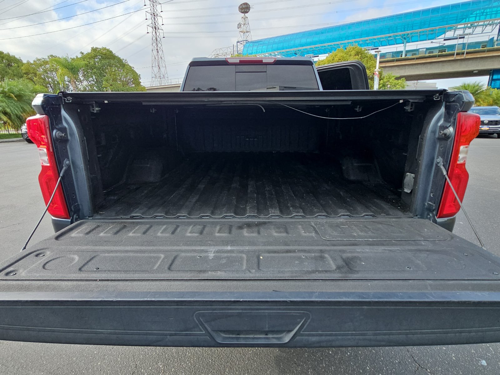Used 2020 Chevrolet Silverado 2500 LTZ w/ LTZ Plus Package RWD image 12